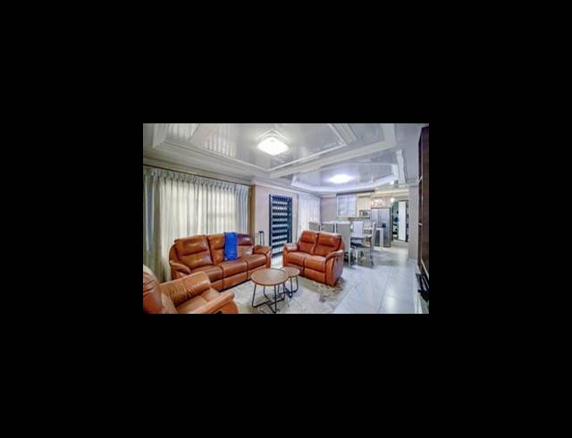 4 BEDROOM HOUSE FOR SALE IN CHANTELLE